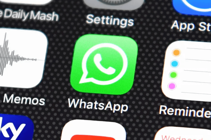 اپل پیام‌رسان‌های واتساپ و تلگرام را از اپ استور چین حذف کرد