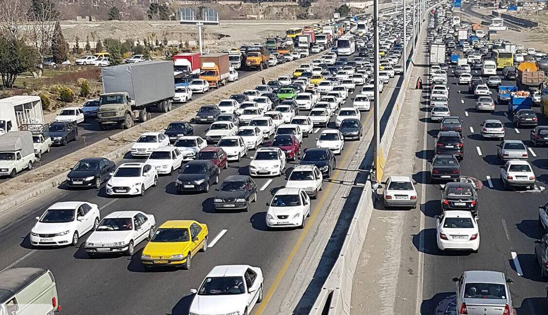ترافیک آخر هفته در مسیر مشهد نیمه‌سنگین است